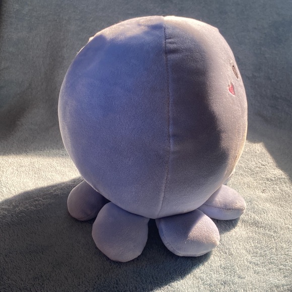 SquishMellows octopus 9” - Picture 4 of 5